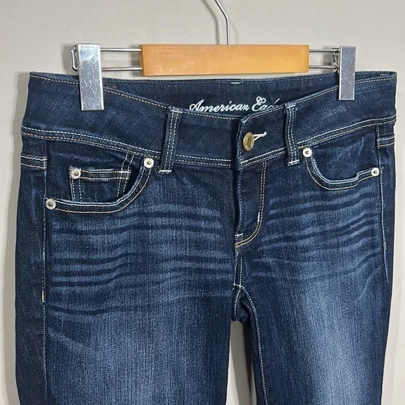 American Eagle Slim Boot Cut Blue Jean Feathering Low Rise Size 4 Regular L32 - Picture 2 of 10